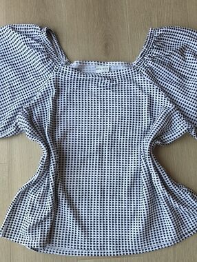 Ava & Viv Black and White Gingham Square-Neck Puff Sleeve Top